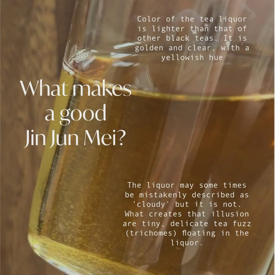 A video showing the difference of colour of the tea liquor - golden and clear with a yellowish hue and delicate tea fuzz. 